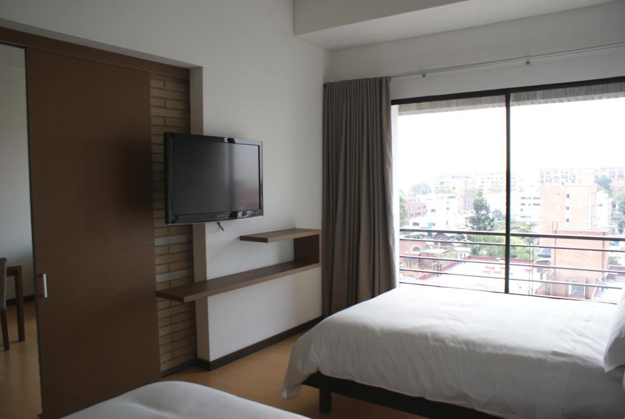 Hotel Viaggio Nueve Tres 波哥大 外观 照片